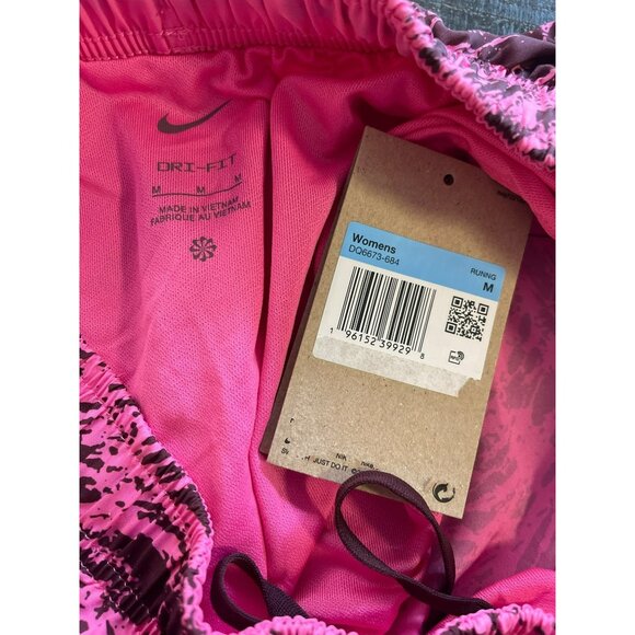 Nike Womens Size Medium Shorts Dri Fit Pink Running Athleisure Activewear NWT - Picture 4 of 4